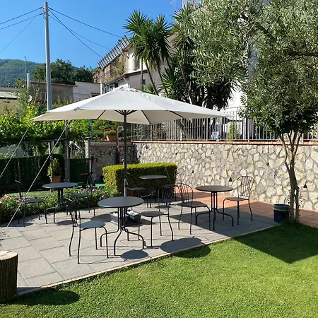 Farfalle E Gabbiani Couette-café 4*