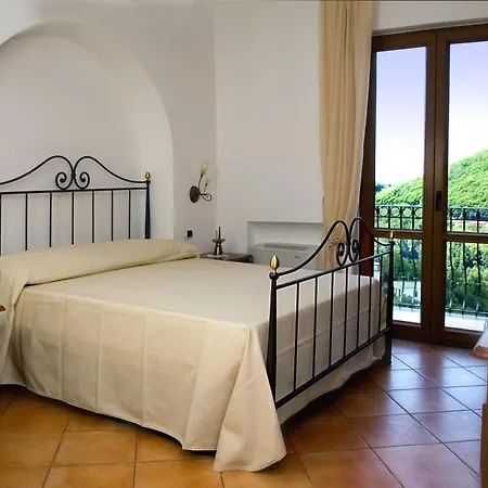 Couette-café Farfalle E Gabbiani 4*