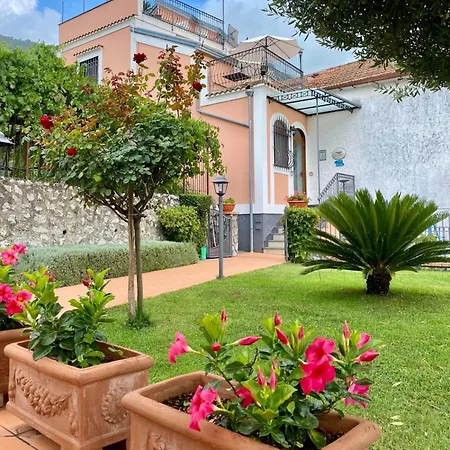 法比勒加比亚尼酒店 住宿加早餐酒店