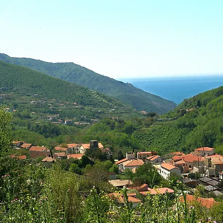 法比勒加比亚尼酒店