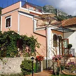 Bed & Breakfast Farfalle E Gabbiani Tramonti