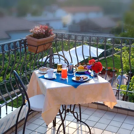 Farfalle E Gabbiani Bed & Breakfast 3*