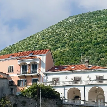 Bed & Breakfast Farfalle E Gabbiani 3*
