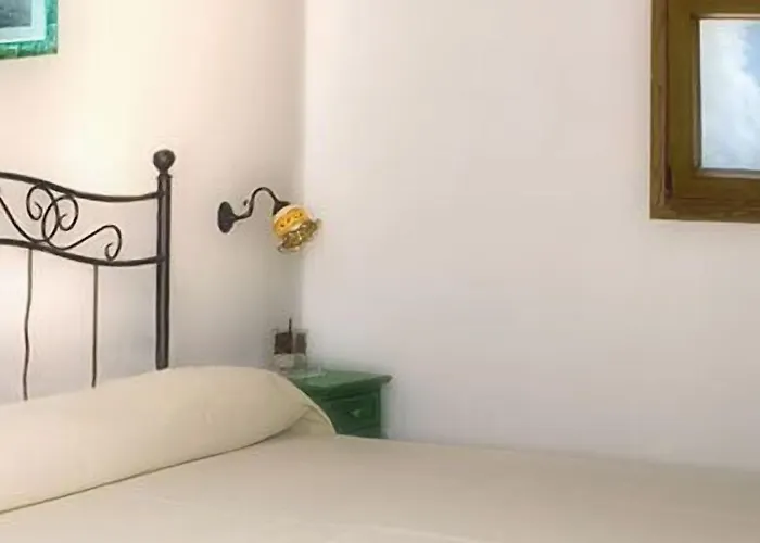 ベッド・アンド・ブレックファスト ファルファーレ エ ガッビアーニ