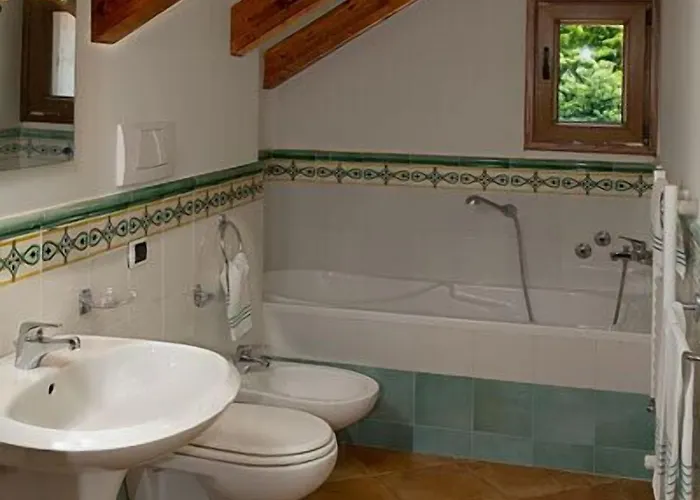 ファルファーレ エ ガッビアーニ ベッド・アンド・ブレックファスト